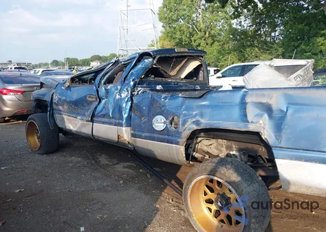 2002 Dodge Ram 2500 St z USA, uszkodzony, nr VIN 3B7KF23642M201080